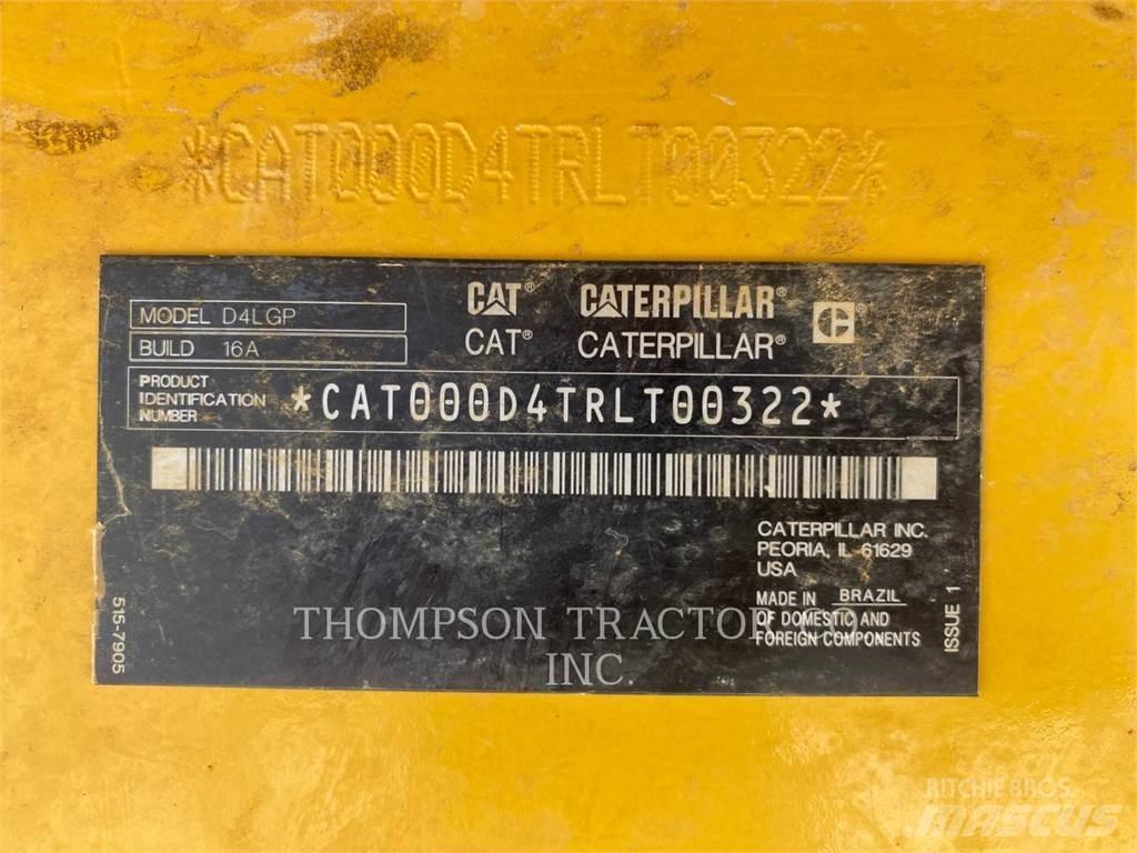 CAT D4 Telaketjupuskutraktorit