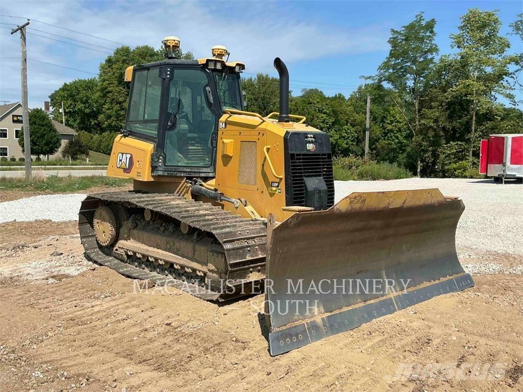 CAT D4 Telaketjupuskutraktorit