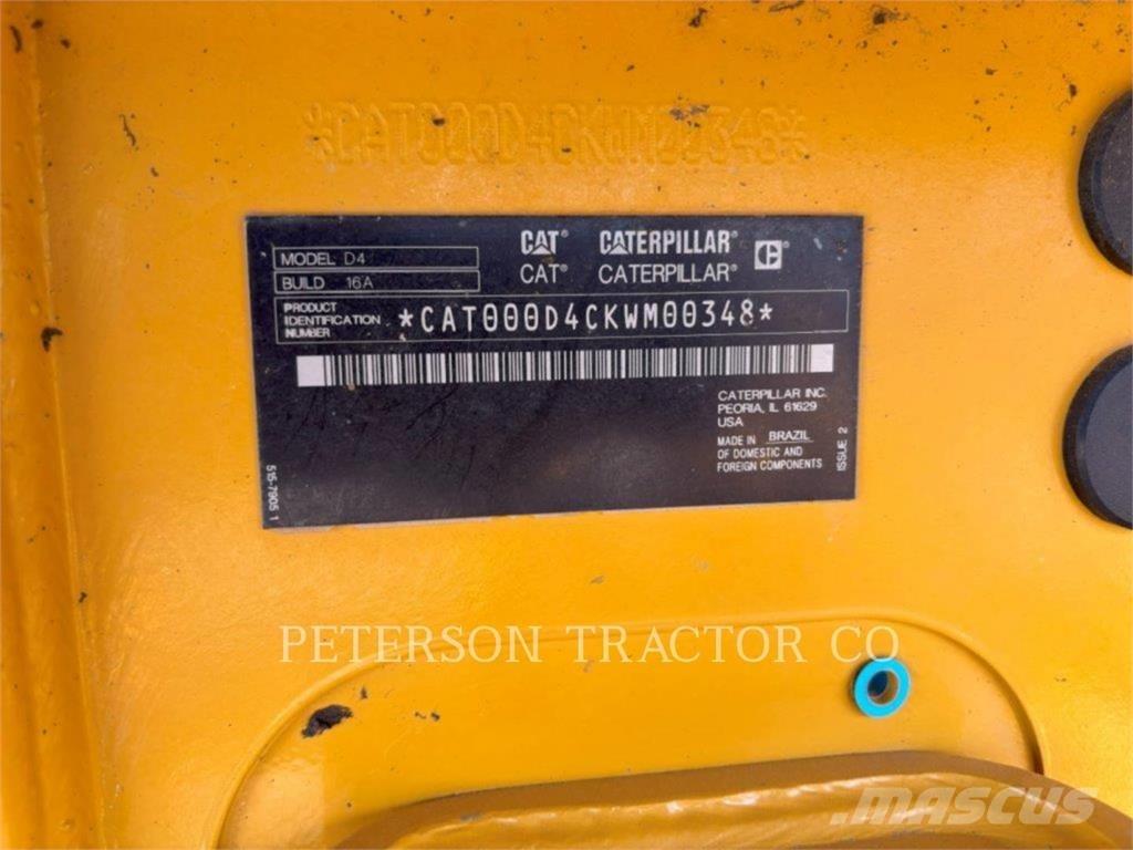 CAT D4 Telaketjupuskutraktorit