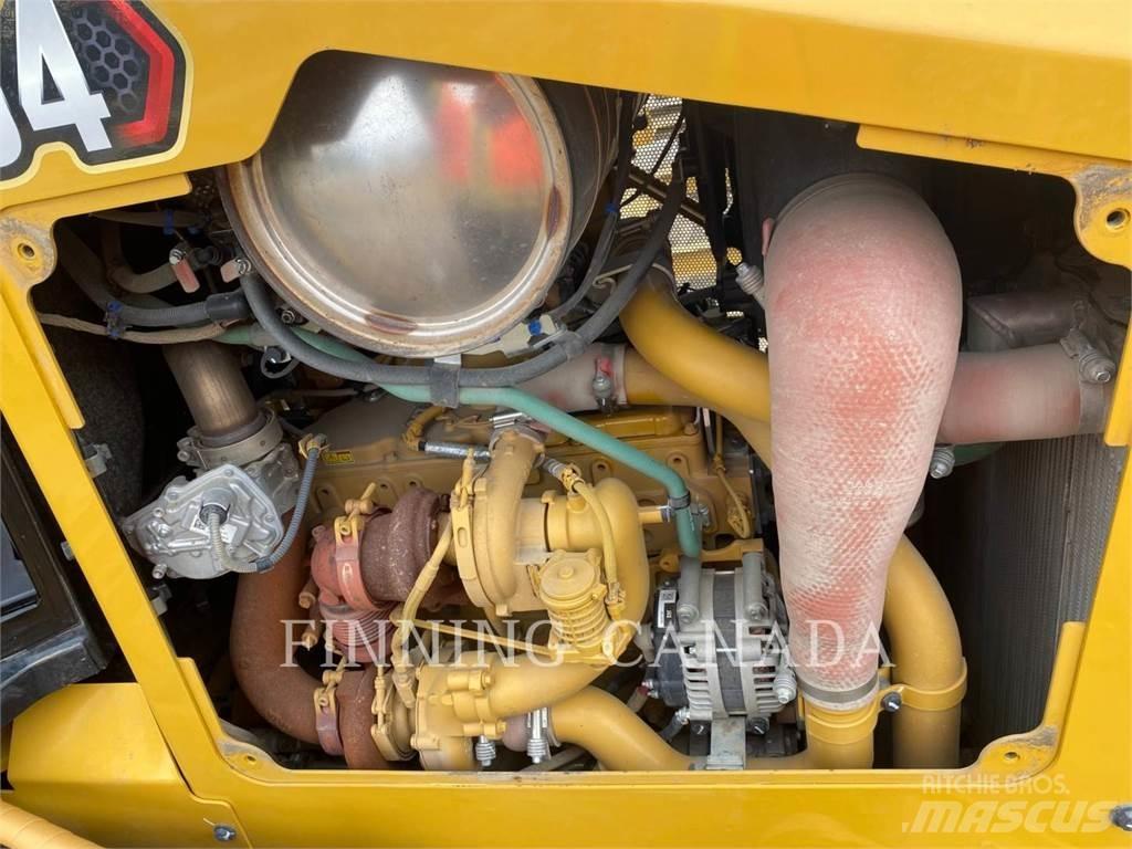CAT D4-16 Telaketjupuskutraktorit