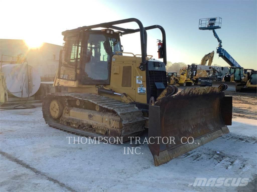 CAT D4-3D Telaketjupuskutraktorit