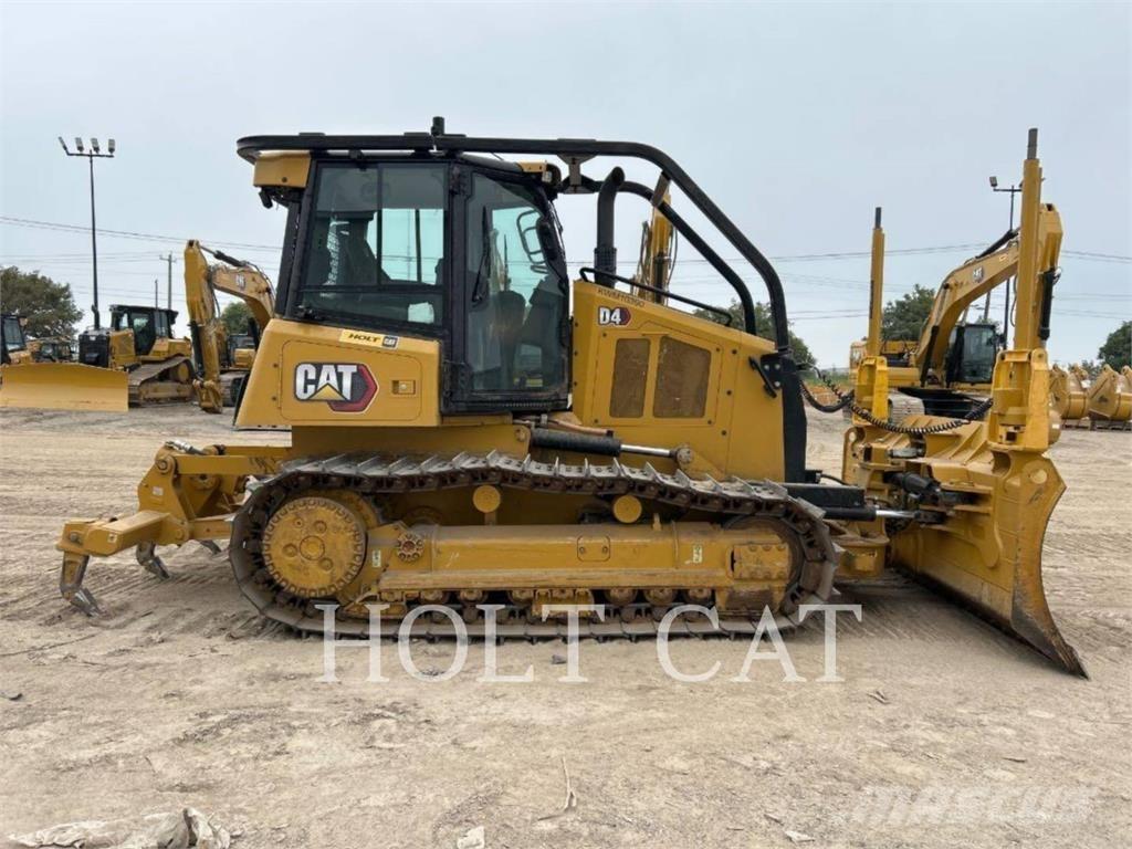 CAT D4 CAB3 Telaketjupuskutraktorit