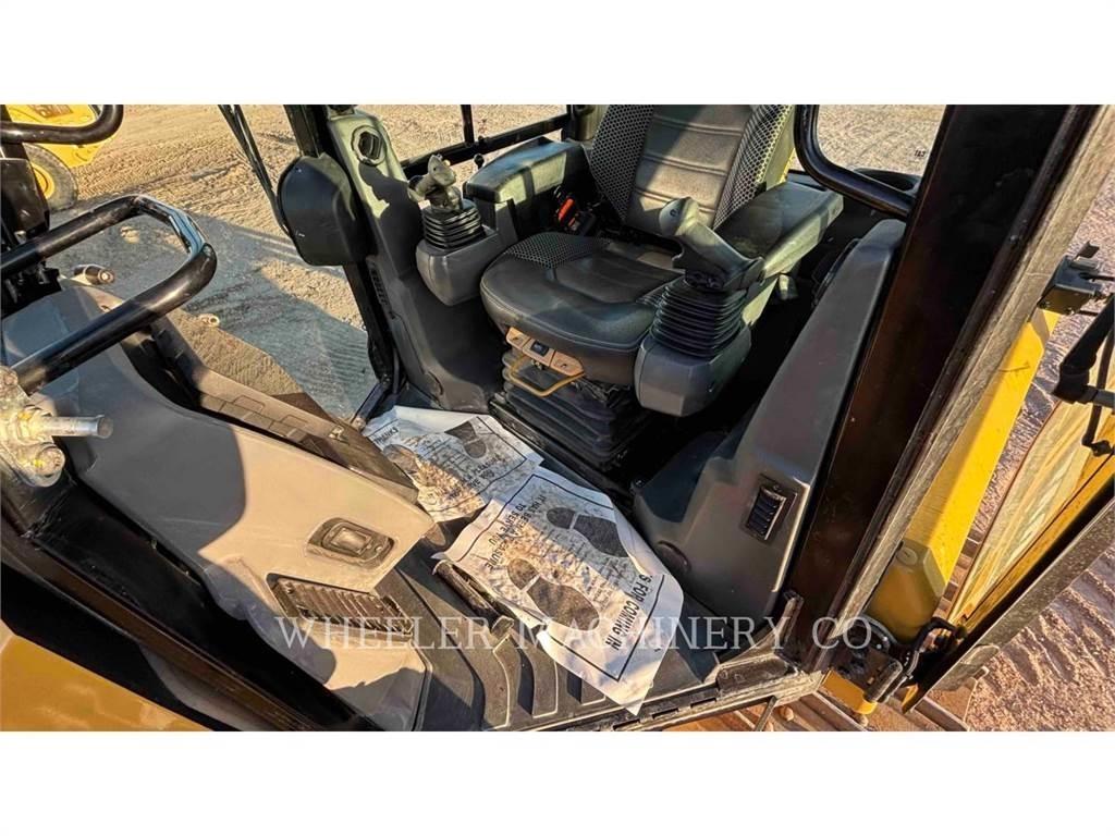 CAT D4 XL EW Telaketjupuskutraktorit