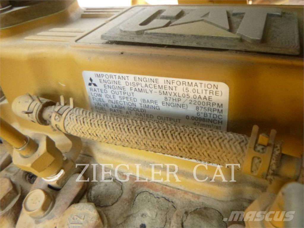 CAT D4GLGP Telaketjupuskutraktorit
