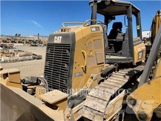 CAT D4K2 Telaketjupuskutraktorit