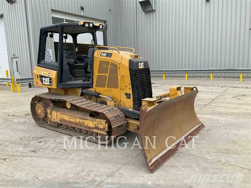 CAT D4K2X Z2 Telaketjupuskutraktorit