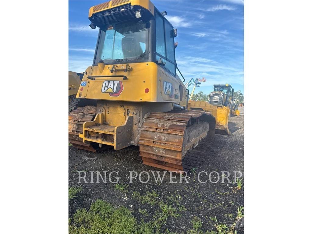 CAT D4VP Telaketjupuskutraktorit