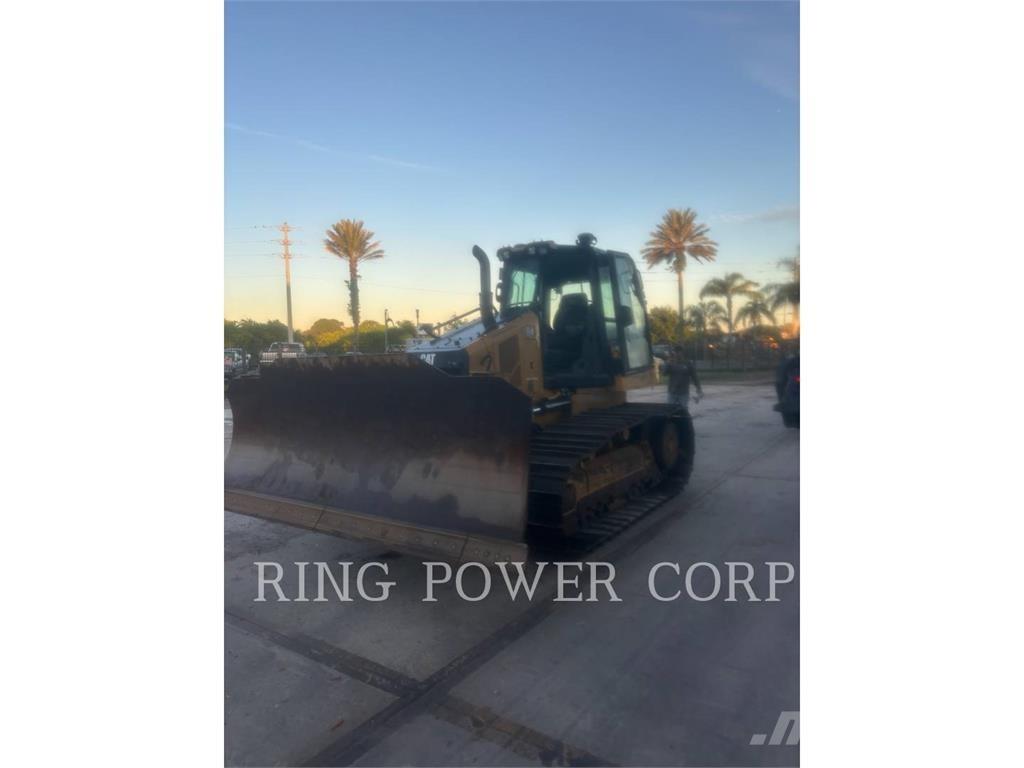 CAT D4VPEW Telaketjupuskutraktorit