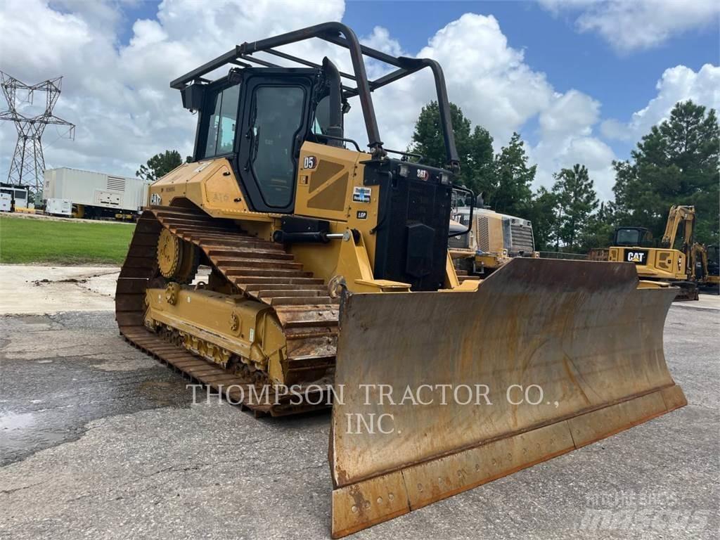CAT D5 Telaketjupuskutraktorit