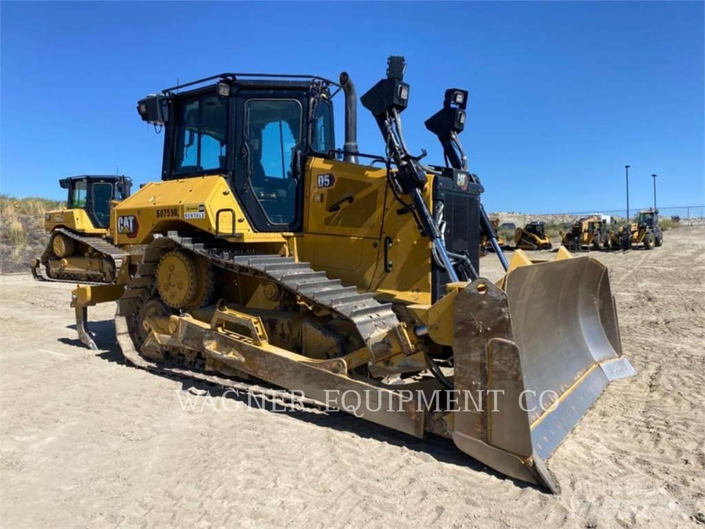 CAT D5 Telaketjupuskutraktorit