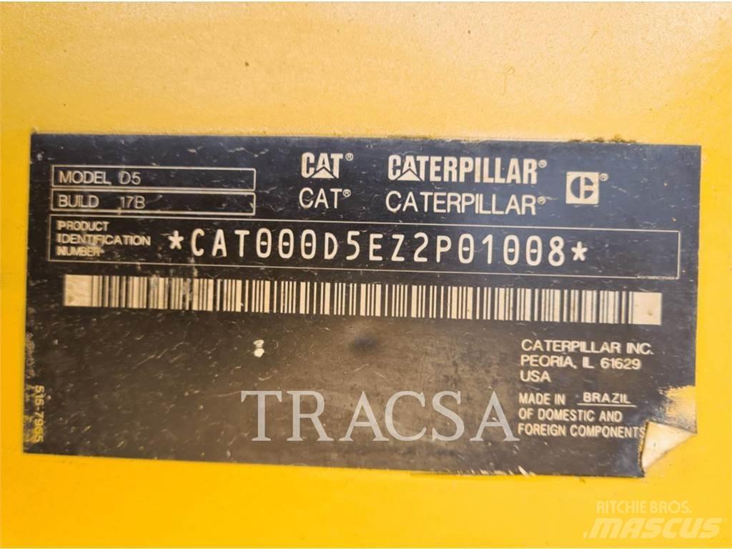 CAT D5 Telaketjupuskutraktorit