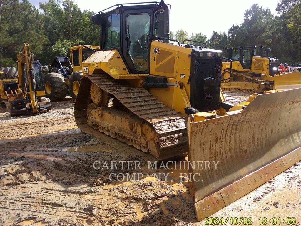 CAT D5 Telaketjupuskutraktorit