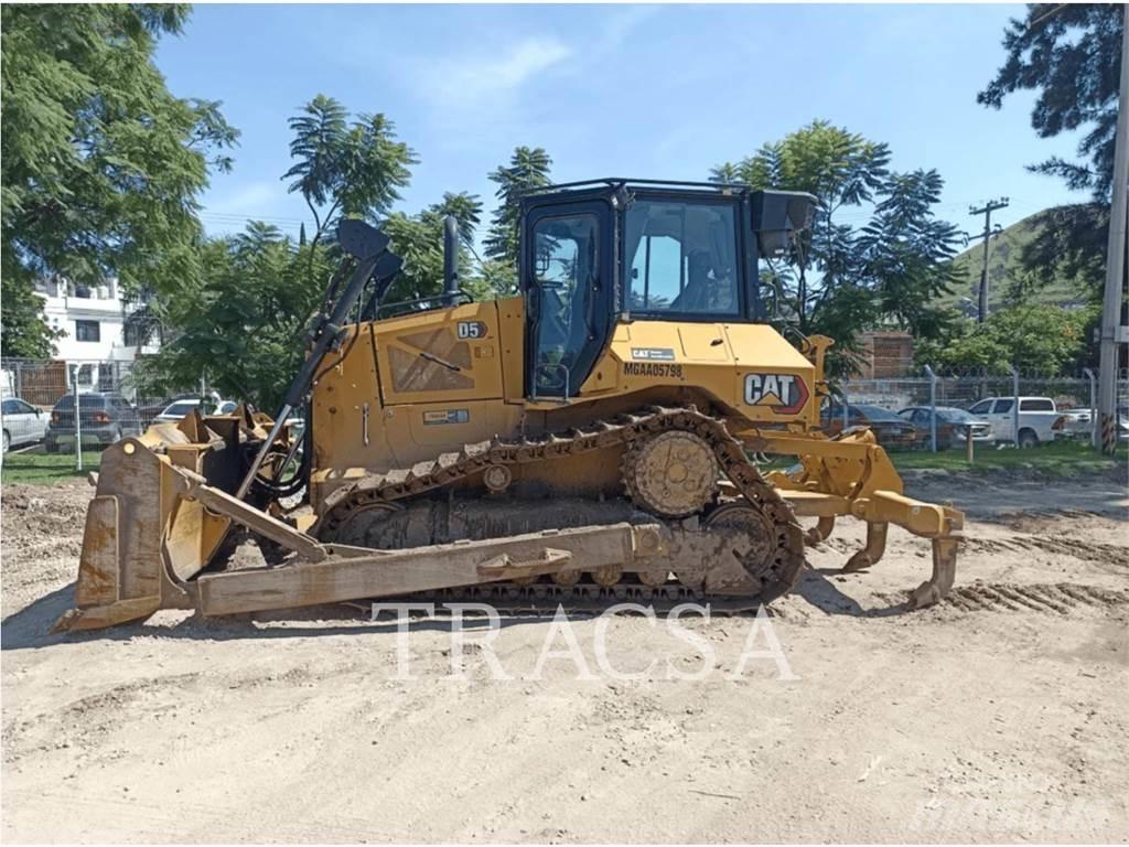 CAT D5 Telaketjupuskutraktorit