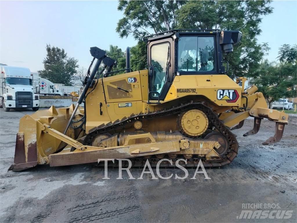 CAT D5 Telaketjupuskutraktorit