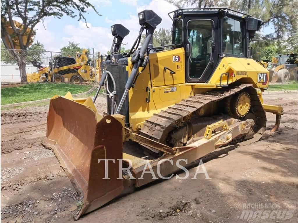 CAT D5 Telaketjupuskutraktorit