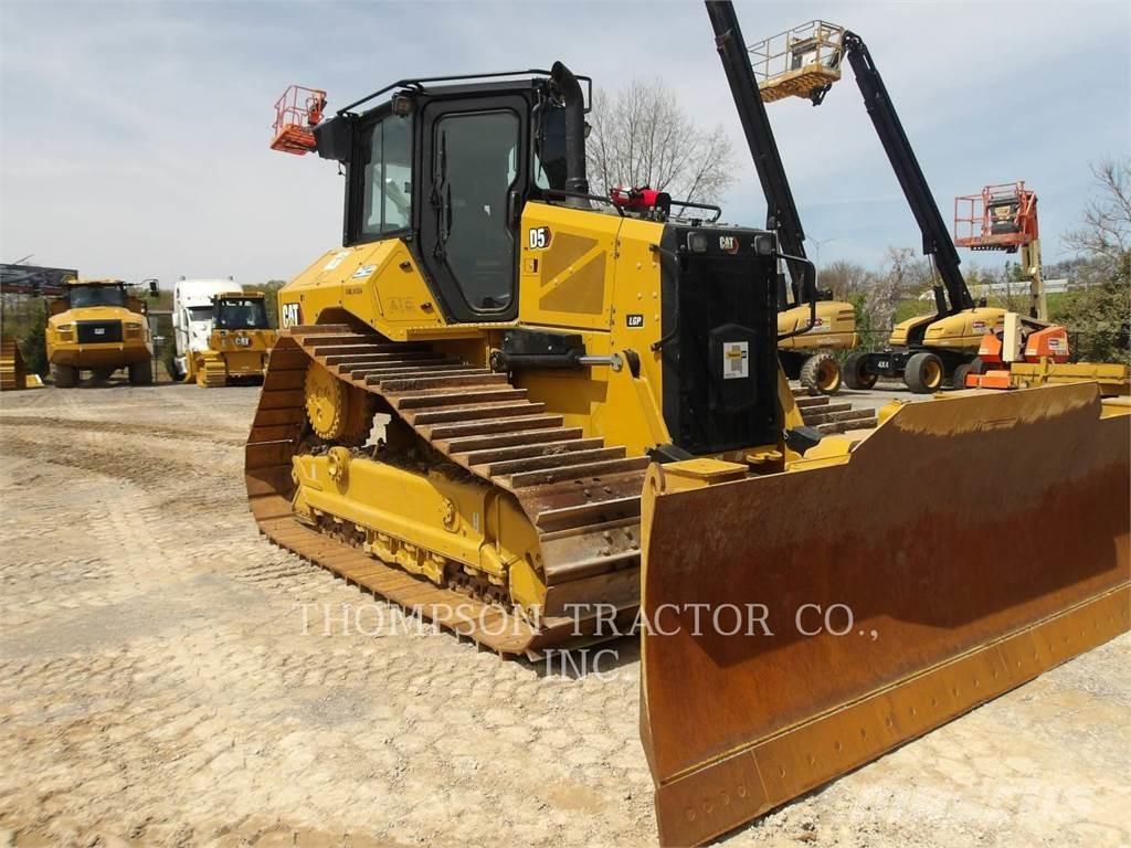 CAT D5 Telaketjupuskutraktorit