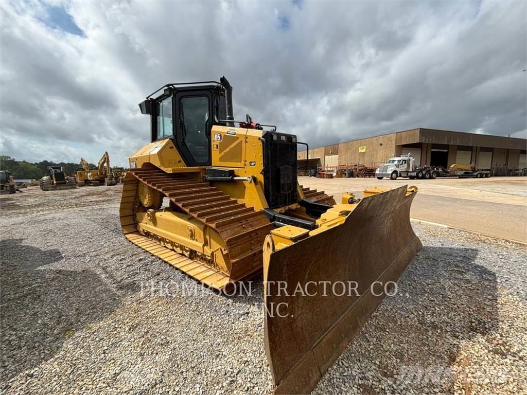 CAT D5 Telaketjupuskutraktorit