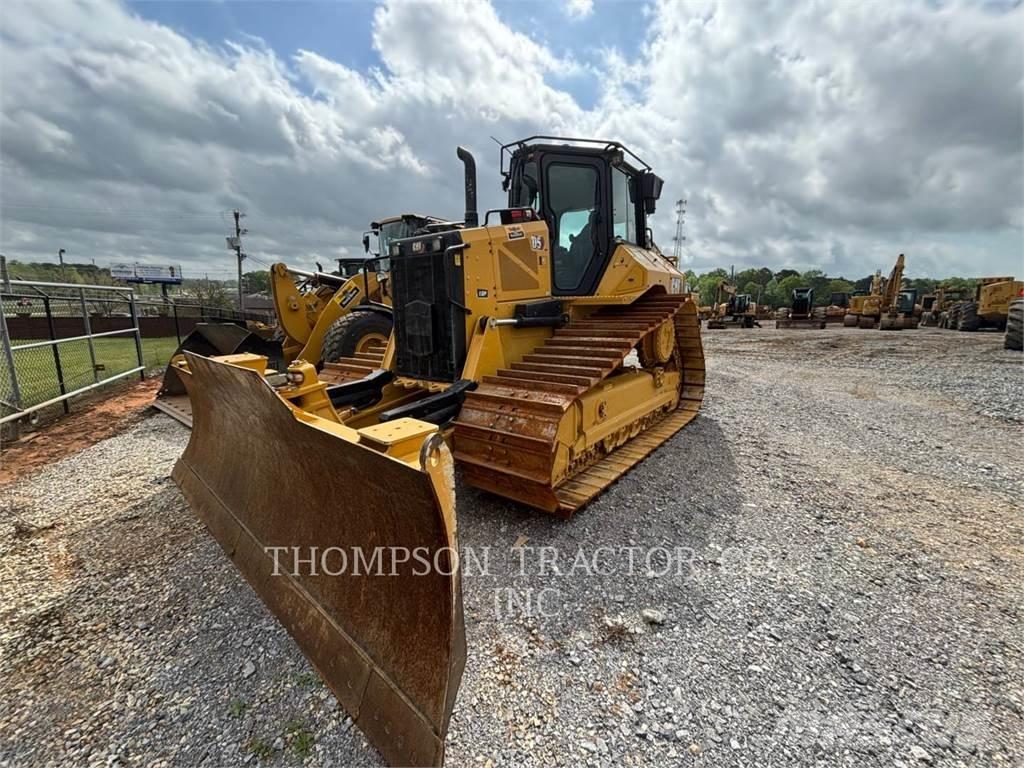 CAT D5 Telaketjupuskutraktorit