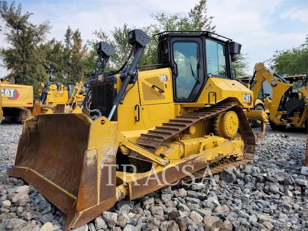 CAT D5 Telaketjupuskutraktorit
