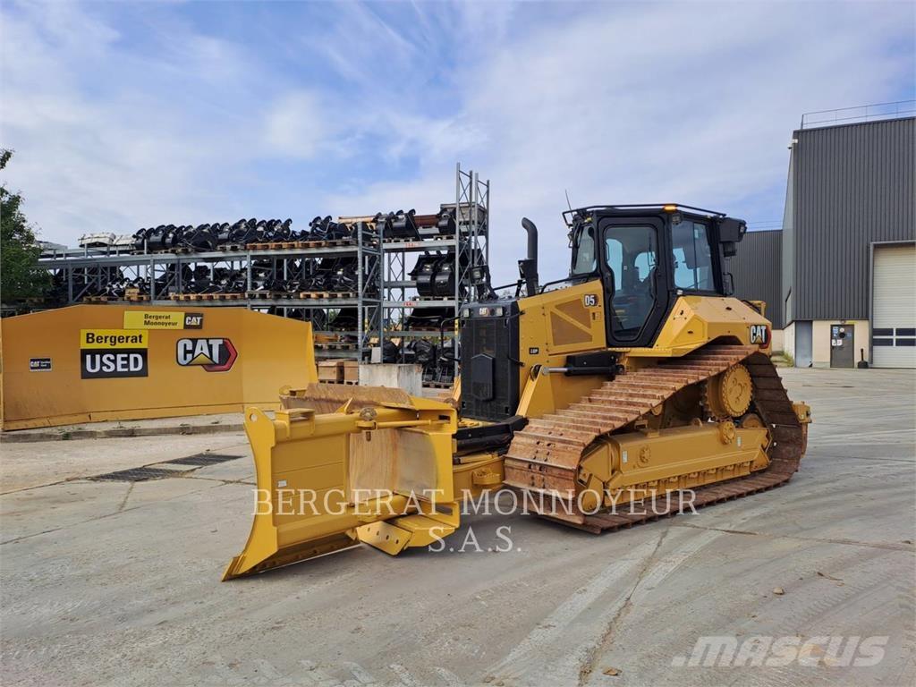 CAT D5 Telaketjupuskutraktorit
