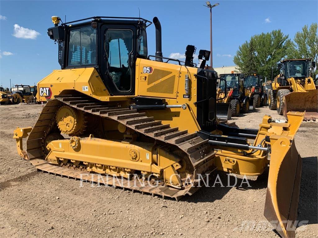 CAT D5-17 Telaketjupuskutraktorit