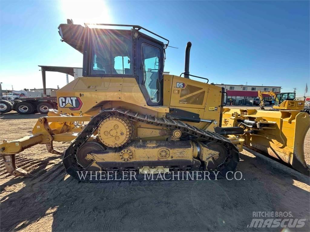 CAT D5-17 XL Telaketjupuskutraktorit