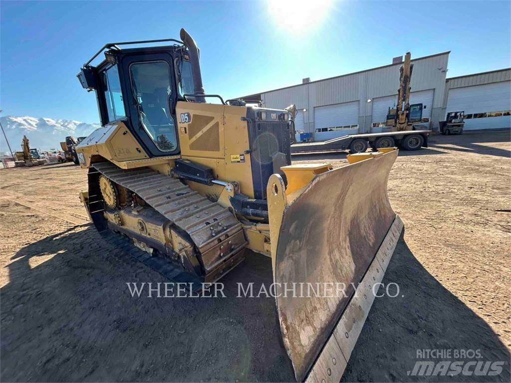CAT D5-17 XL Telaketjupuskutraktorit