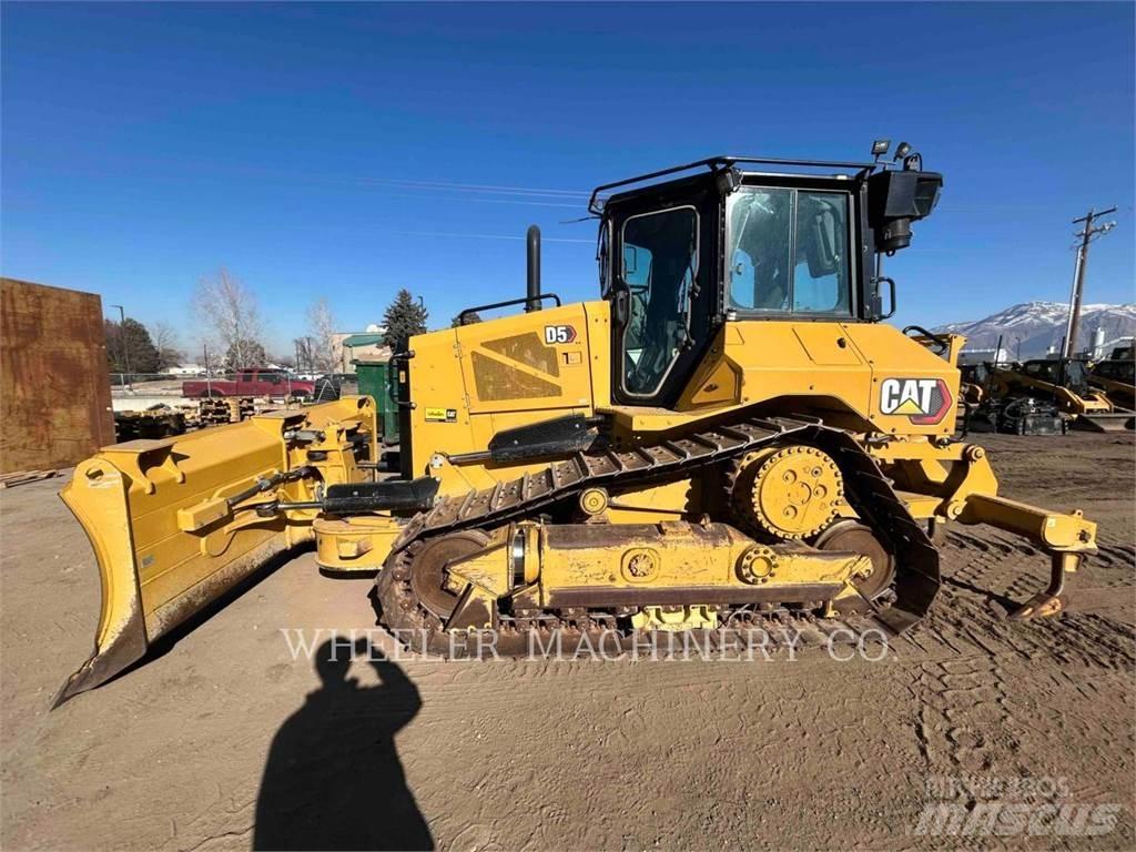CAT D5-17 XL Telaketjupuskutraktorit