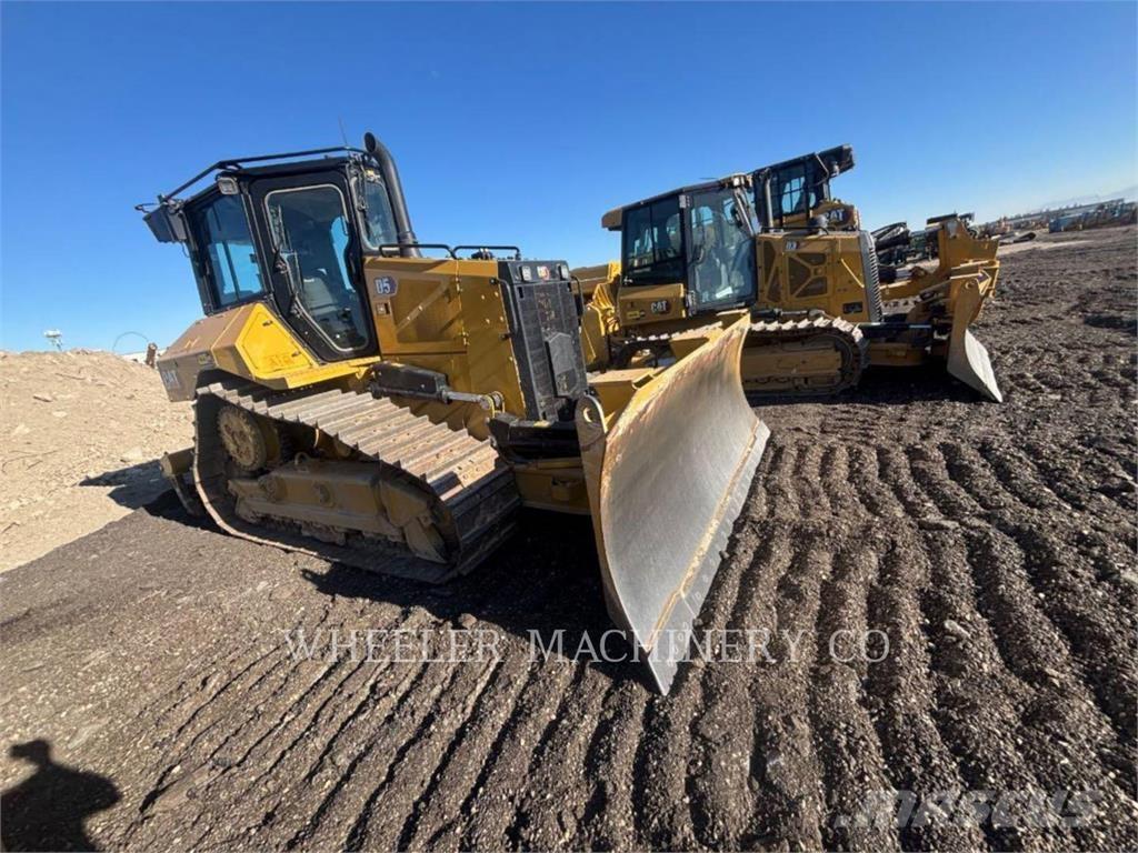 CAT D5-17 XL Telaketjupuskutraktorit
