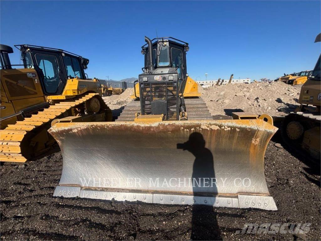 CAT D5-17 XL Telaketjupuskutraktorit
