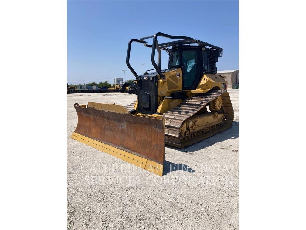 CAT D5-17VP Telaketjupuskutraktorit