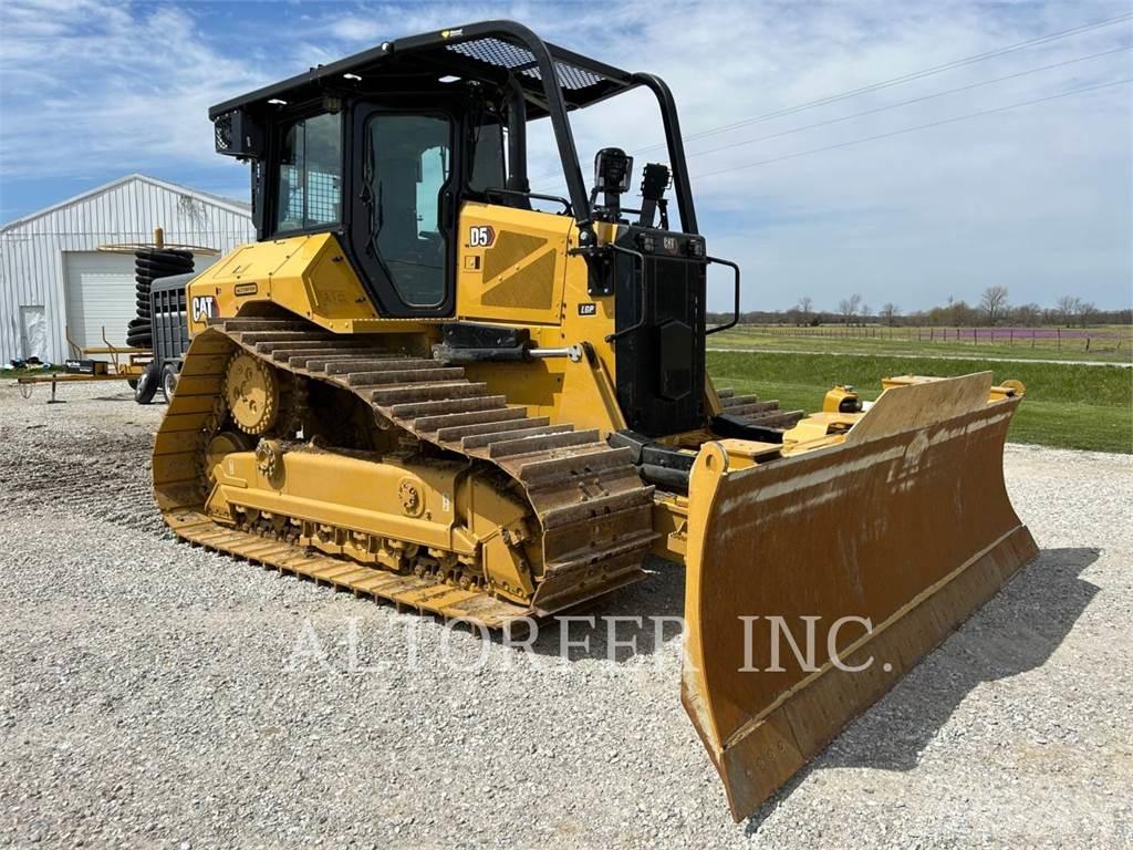 CAT D5-17VPLGP Telaketjupuskutraktorit