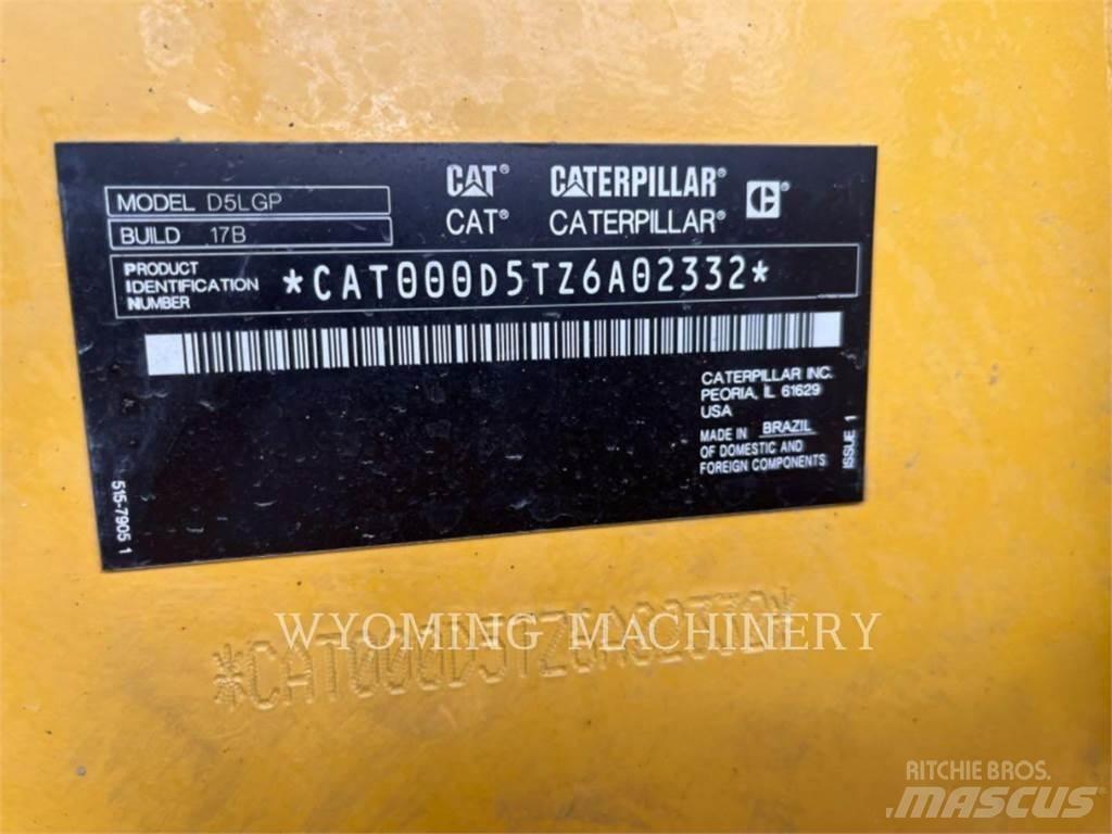CAT D5 LGP Telaketjupuskutraktorit