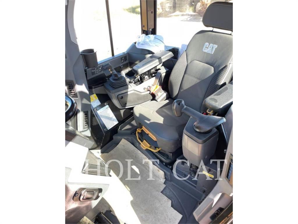 CAT D5 LGP Telaketjupuskutraktorit