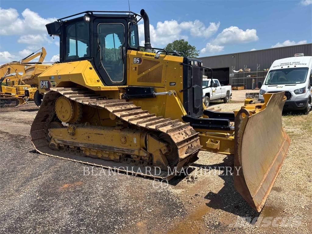 CAT D5 LGP Telaketjupuskutraktorit