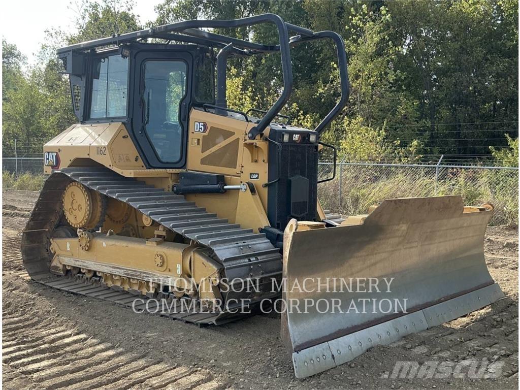 CAT D5 LGP Telaketjupuskutraktorit