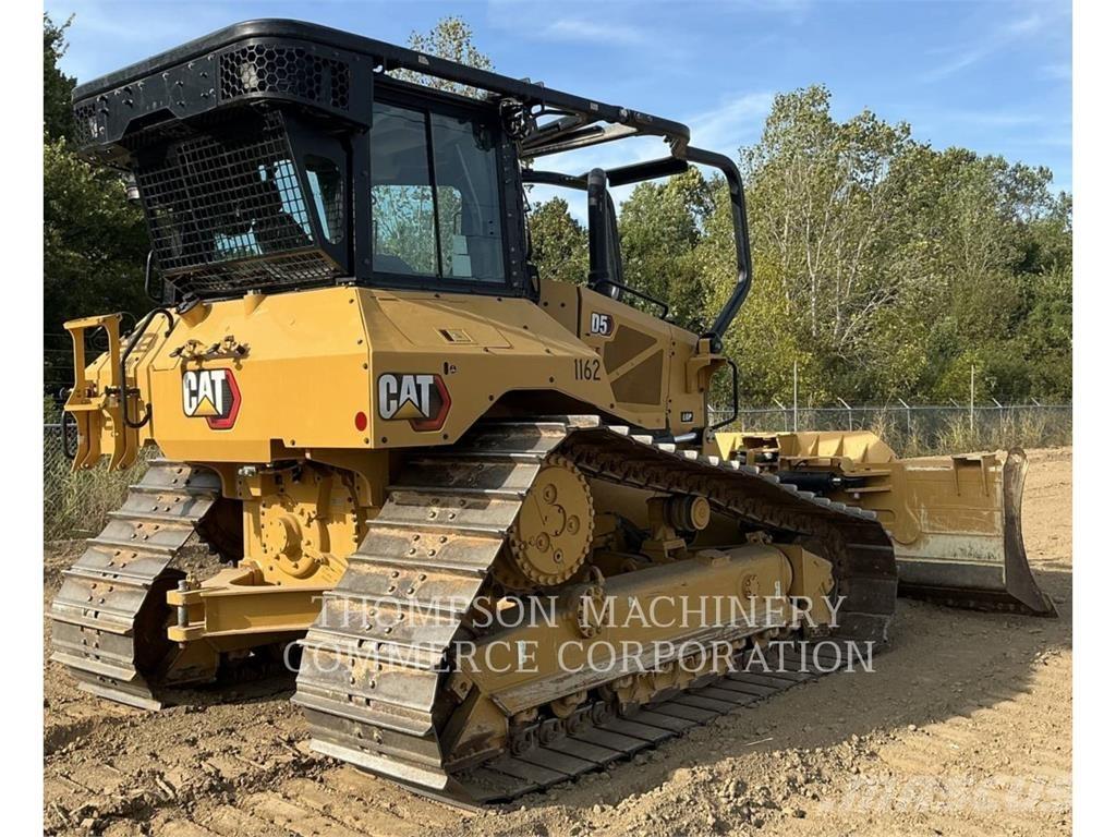 CAT D5 LGP Telaketjupuskutraktorit