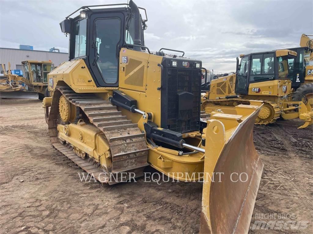 CAT D5 VP Telaketjupuskutraktorit