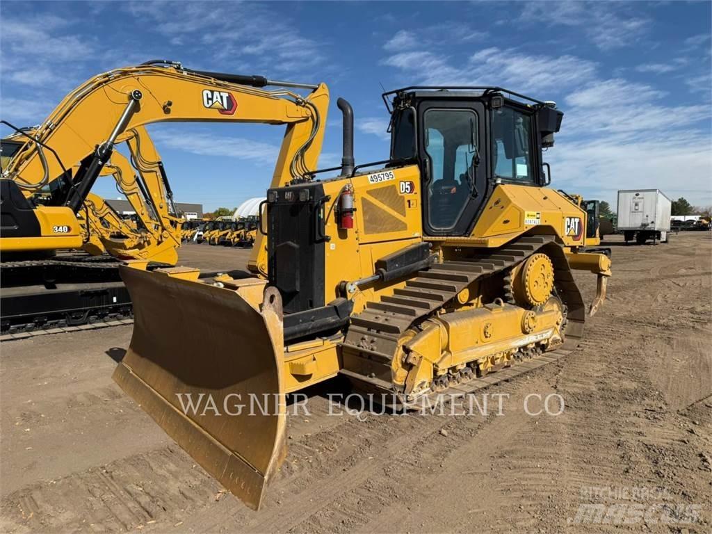 CAT D5 VP Telaketjupuskutraktorit