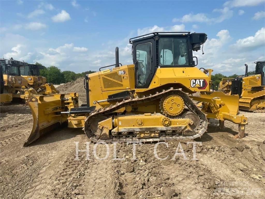 CAT D5 VP Telaketjupuskutraktorit