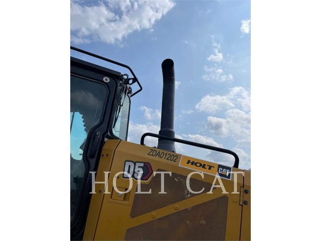 CAT D5 VP Telaketjupuskutraktorit