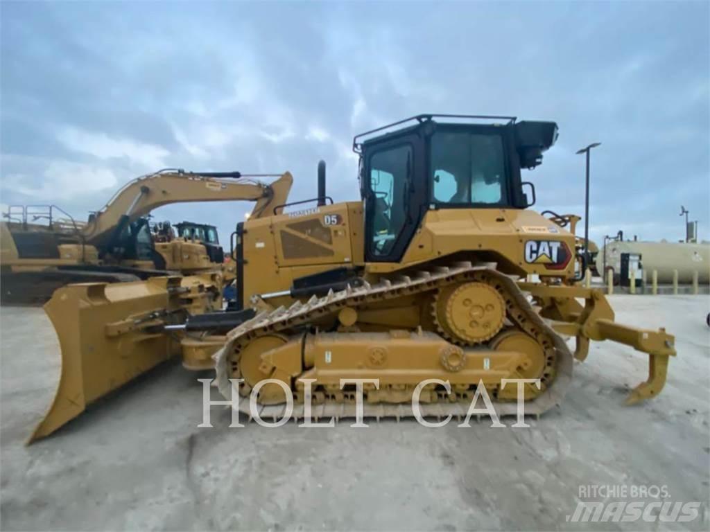 CAT D5 VP Telaketjupuskutraktorit