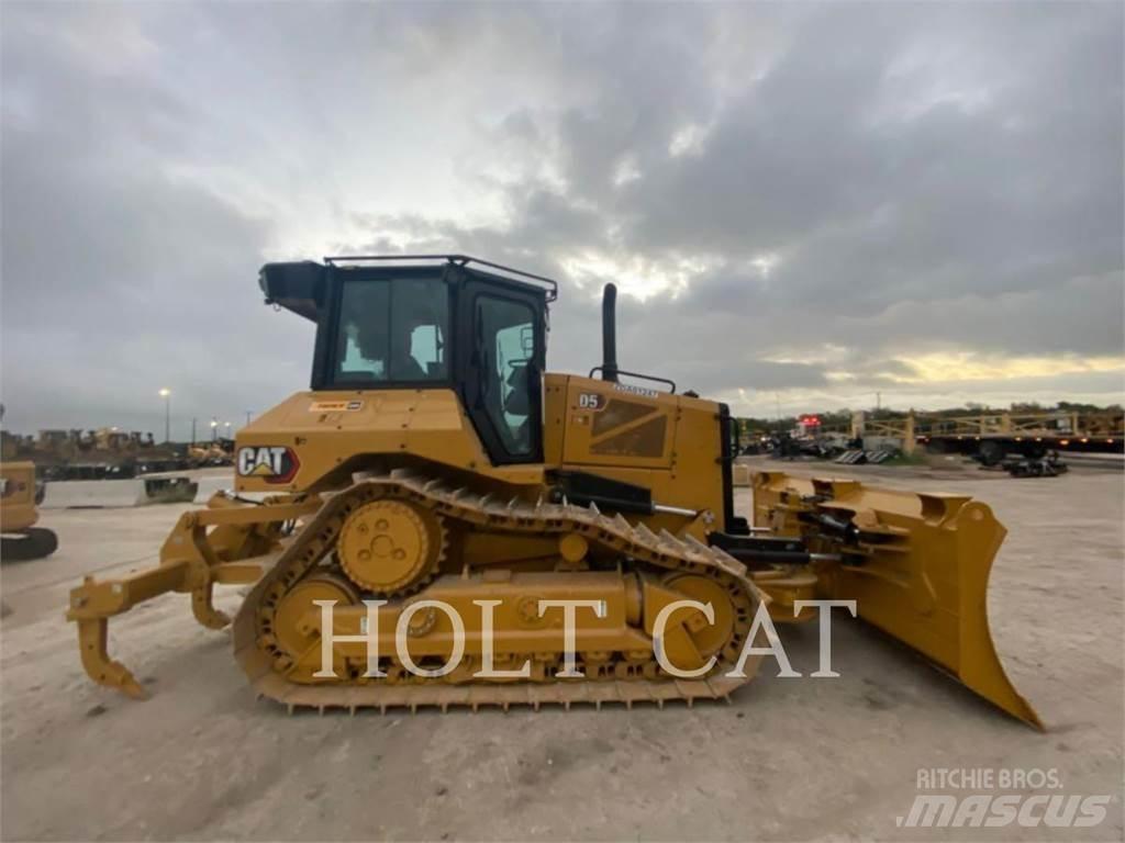 CAT D5 VP Telaketjupuskutraktorit