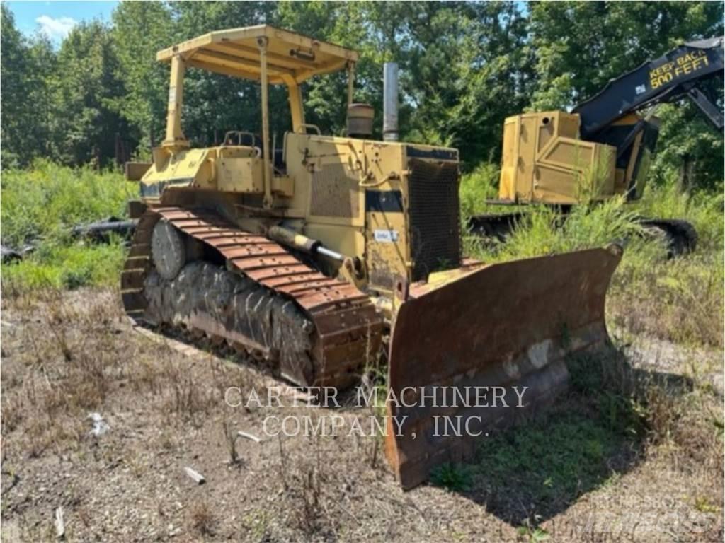 CAT D5HII XL Telaketjupuskutraktorit