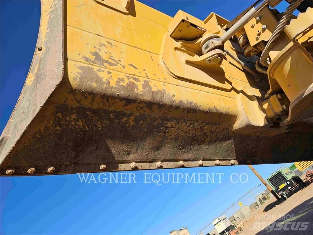 CAT D5K2 Telaketjupuskutraktorit