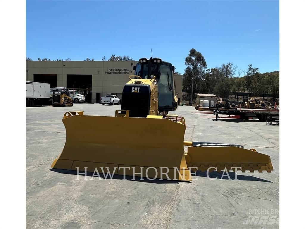 CAT D5K2 Telaketjupuskutraktorit