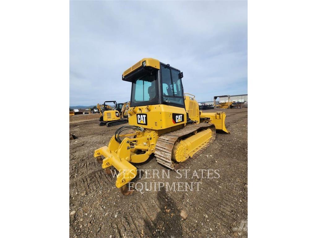 CAT D5K2 Telaketjupuskutraktorit