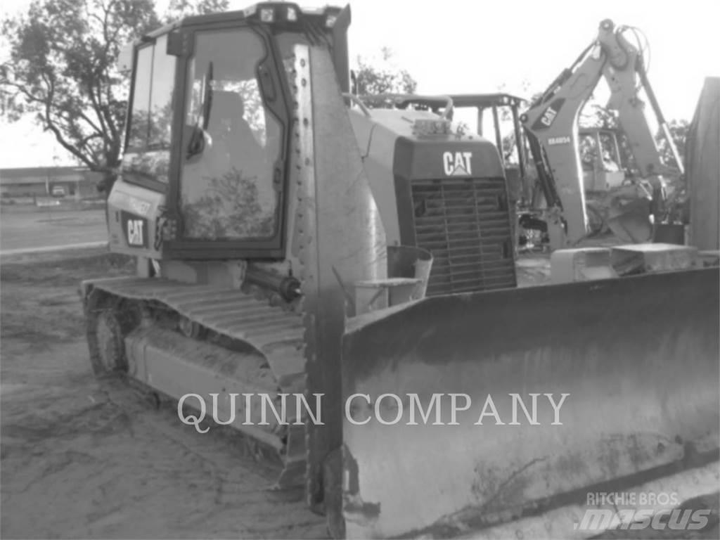 CAT D5K2 XL Telaketjupuskutraktorit