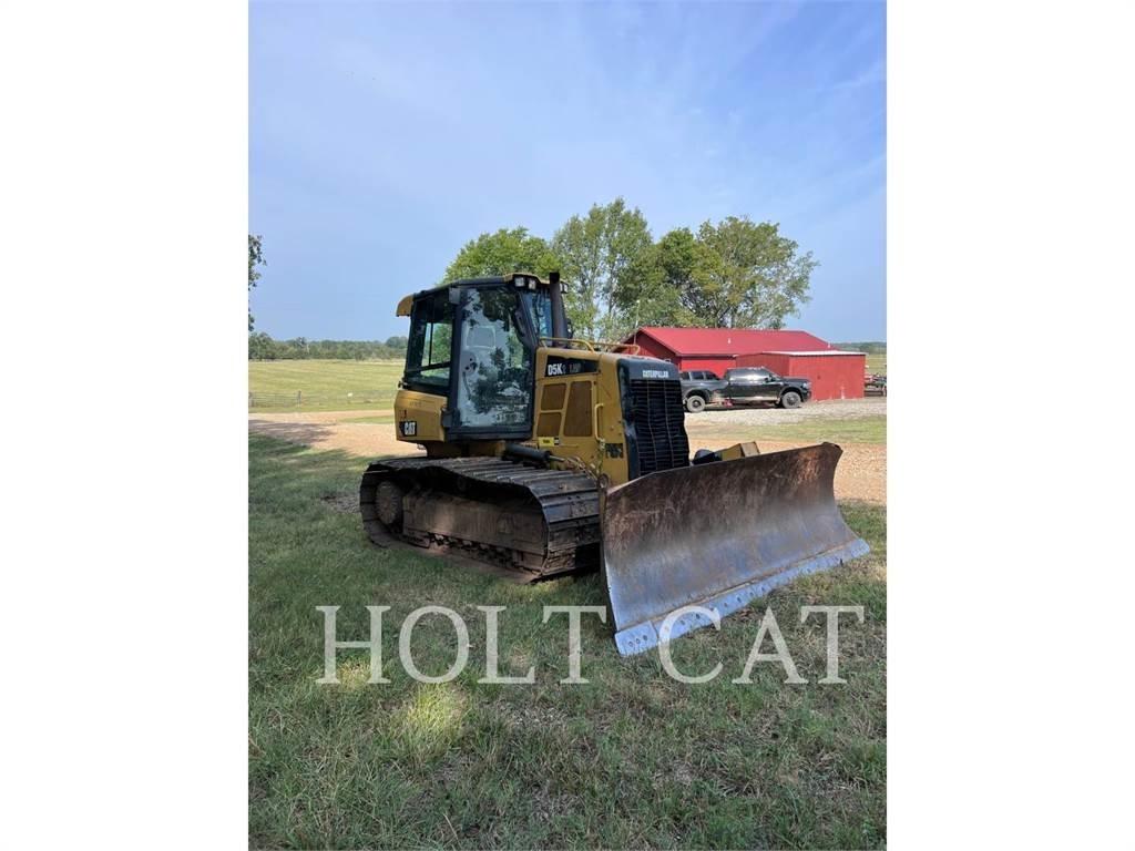 CAT D5K2LGP Telaketjupuskutraktorit