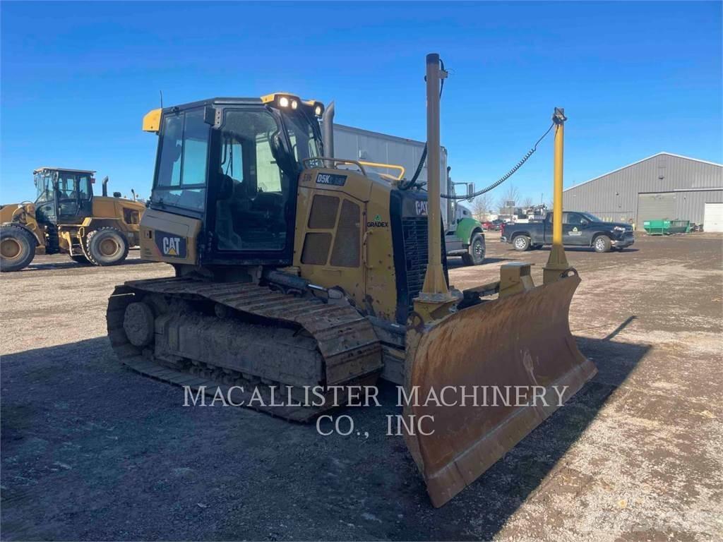 CAT D5K2LGP Telaketjupuskutraktorit